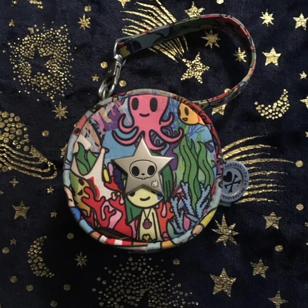 Rare Tokidoki x Jujube print Pacipod
